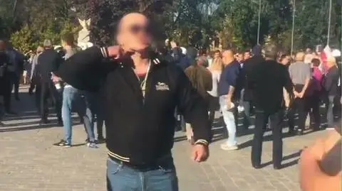 Prowokator, policyjny tajniak czy po prostu agresywny chuligan?