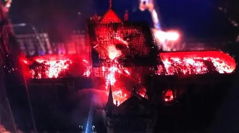 "Gdy Notre Dame ogarnął ogień, zwolennicy teorii spiskowych szybko wzięli się do roboty"