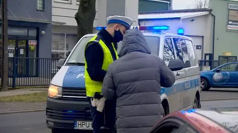 Nie, policjant nie będzie płacił z własnej kieszeni odszkodowania za nieprawomocnie wystawiony mandat