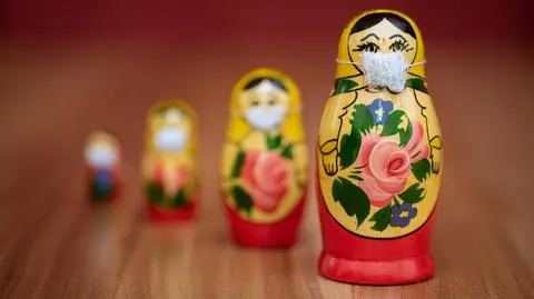 "Szczepionkowa dyplomacja" - nowa narracja w dezinformacji Rosji i Chin