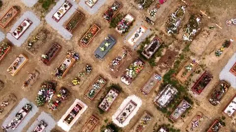 60-procentowy wzrost liczby zgonów w kwietniu rok do roku. Udział zgonów z COVID-19 rośnie