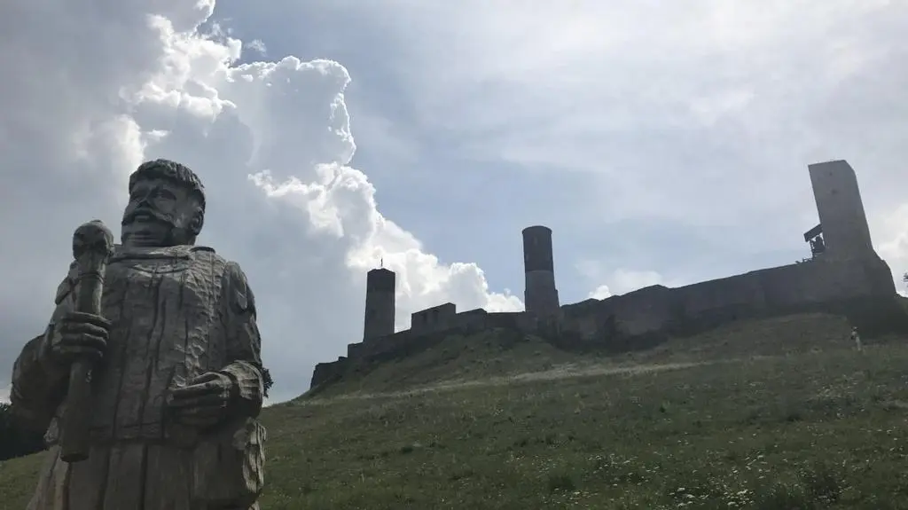 Ruiny zamku w Chęcinach 