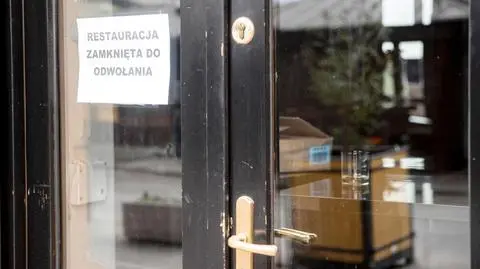 Od "nie ma ryzyka kolejnego lockdownu" do "lokalny lockdown w dużych miastach" - rząd o zamykaniu gospodarki