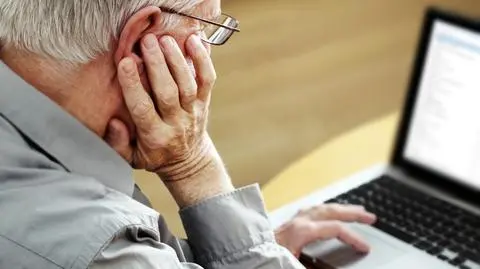 40 proc. pokolenia 65+ wykluczone cyfrowo? W całej UE mniej, w Polsce więcej