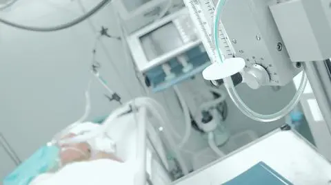 Prawie połowa respiratorów dla pacjentów z COVID-19 zajęta. Szpitale dostają kolejne