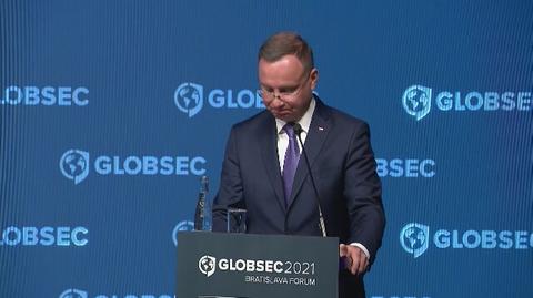 Andrzej Duda o mniejszej liczbie zakażeń: "Czy rzeczywiście możemy się cieszyć, że jest to efekt szczepienia, czy efekt tego, że takie mamy warunki pogodowe?"  