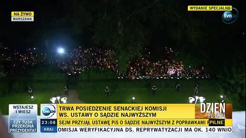 Protesty zagłuszyły obrady komisji. "Nie chciałbym żeby te słowa zostały odebrane pod moim adresem"