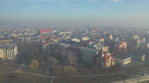 Program "Czyste Powietrze" trwa, a smog wraca. Plan był ambitny, ale "wykonanie fatalne"