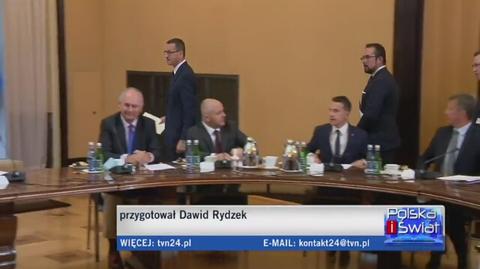 Rząd przygotowuje się do zwolnień urzędników